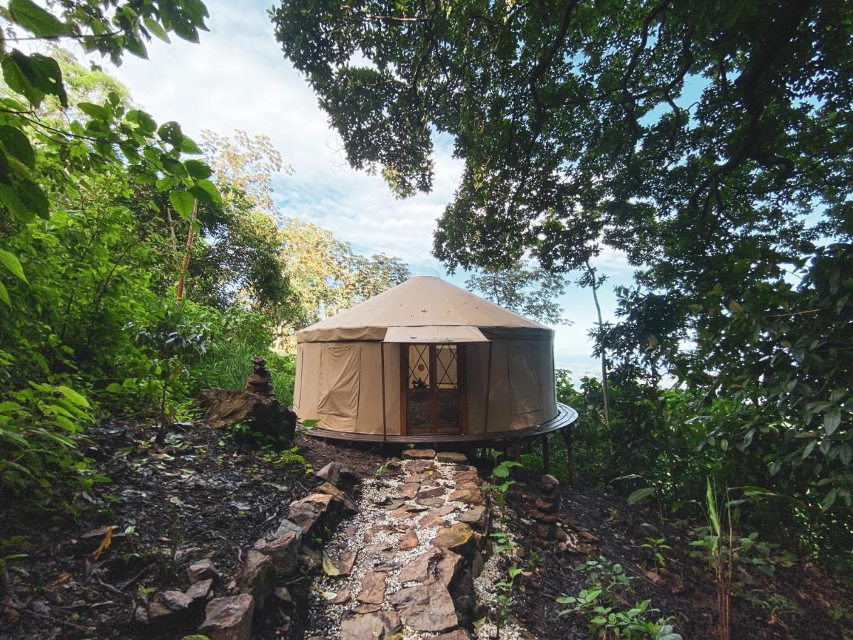 Trekker Glamping Hotell Minca Exteriör bild